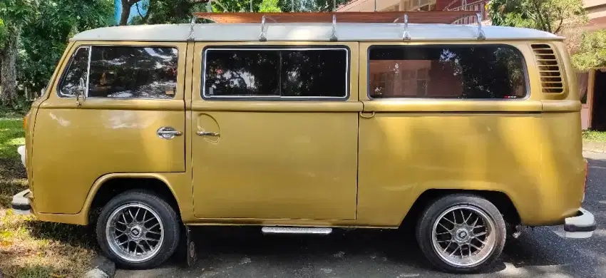 Mobil VW Combi Jerman Tahun 1973