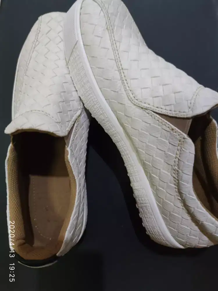 Sepatu Pria Bottega Model