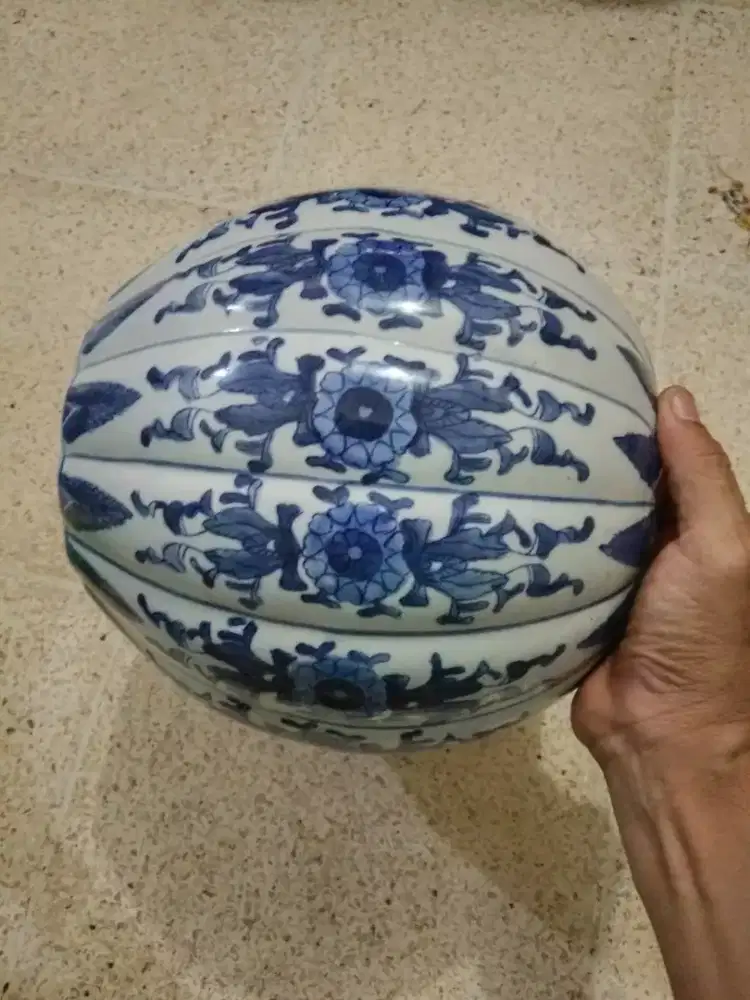 Pajangan Keramik Antik