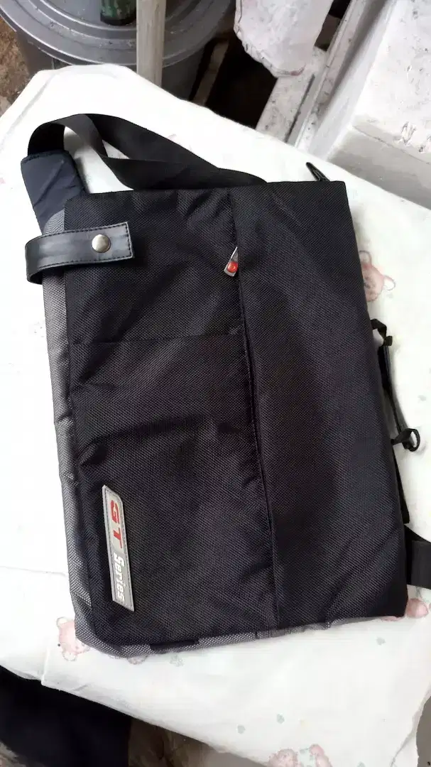 Tas laptop GT series original model slempang tas jinjing