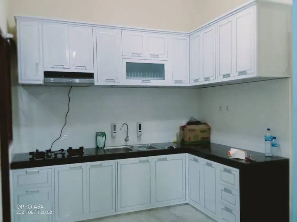 Spesialis exterior dan interior