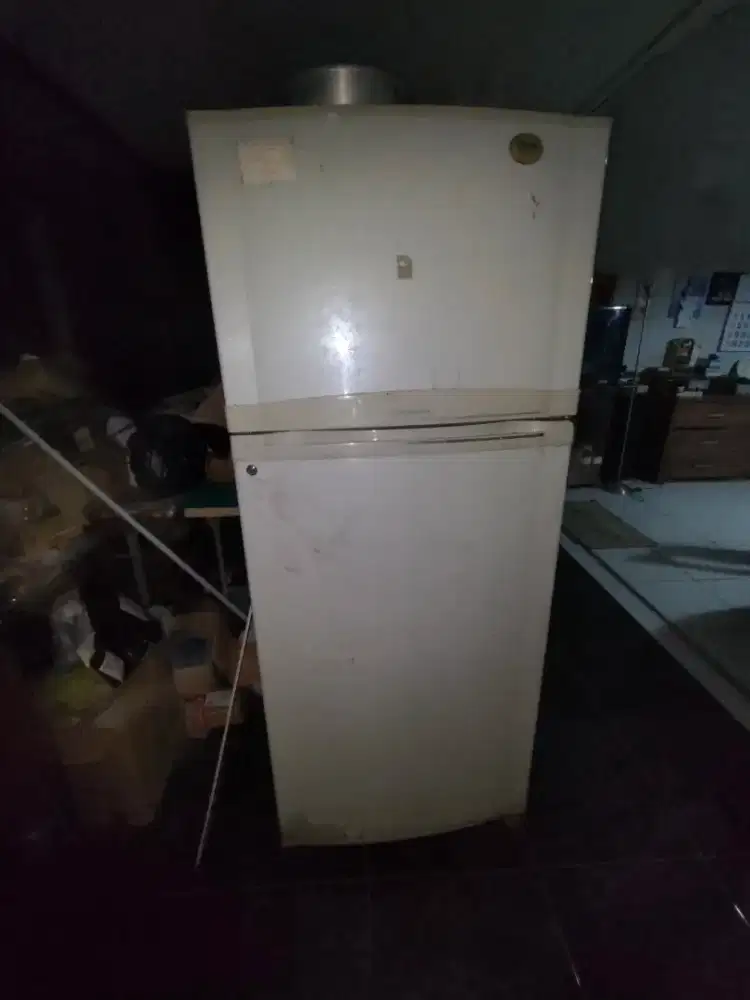 Kulkas jumbo goldstar