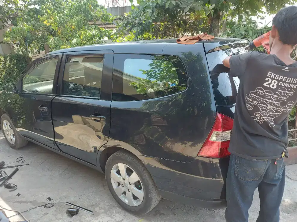 kaca film mobil brand terbaik dikelasnya