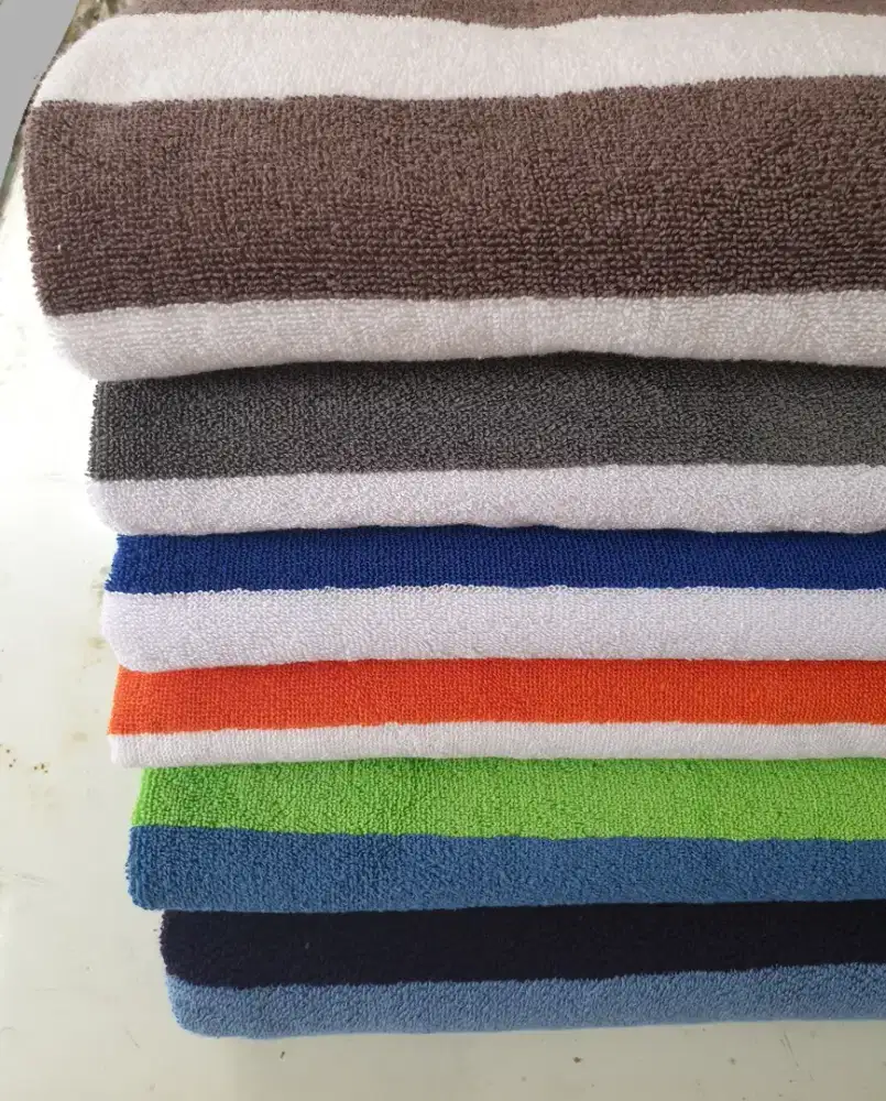 Pool Towel / Handuk Renang / Mandi Salur Warna Warni Ukuran Besar