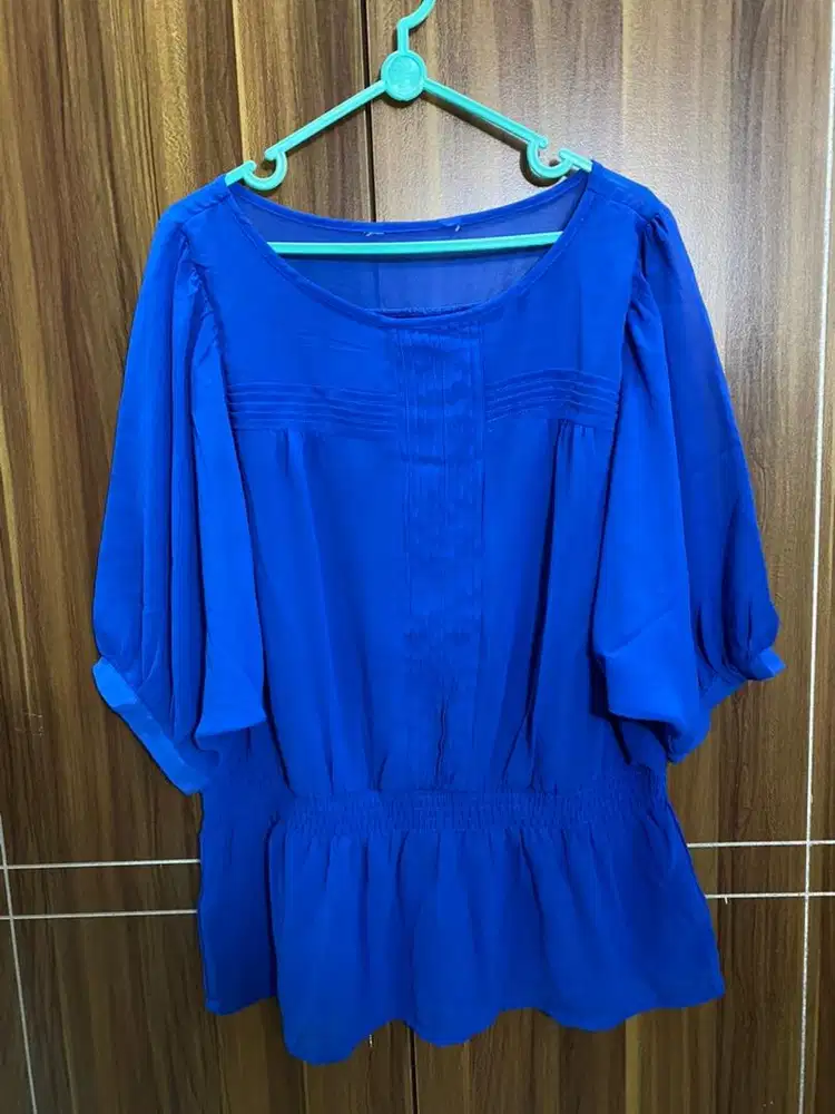 Blue Top preloved