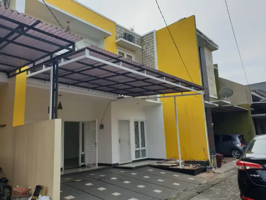 Dikontrakkan Rumah dekat pintu tol jatiwaringin Rp 40juta/tahun (nego)