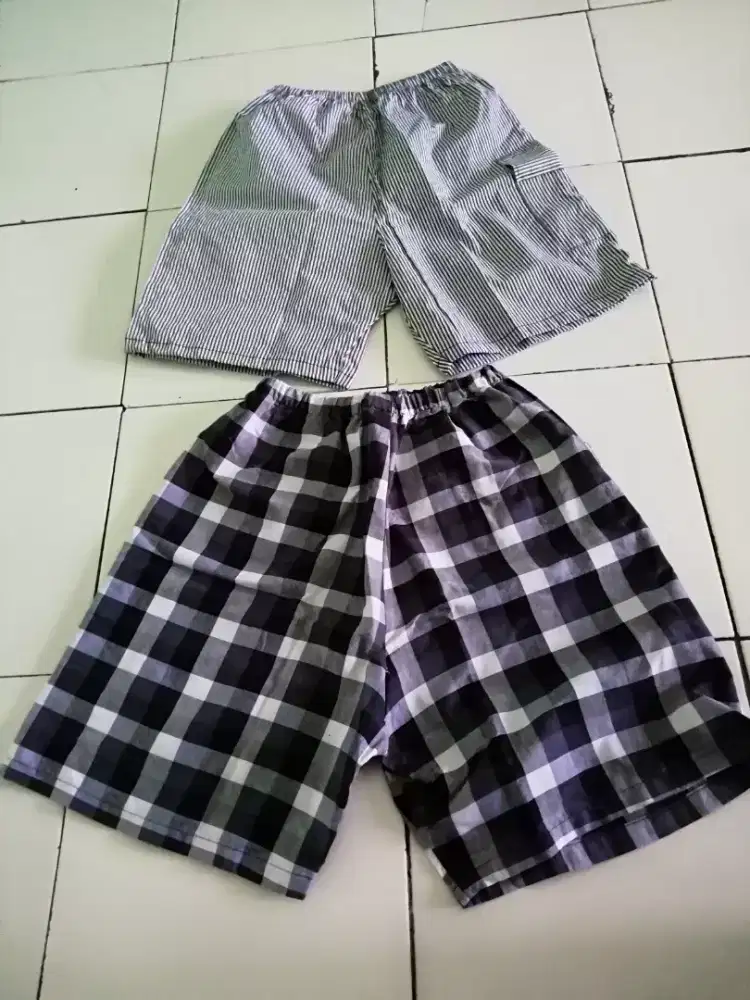 Celana hawai untuk ABG