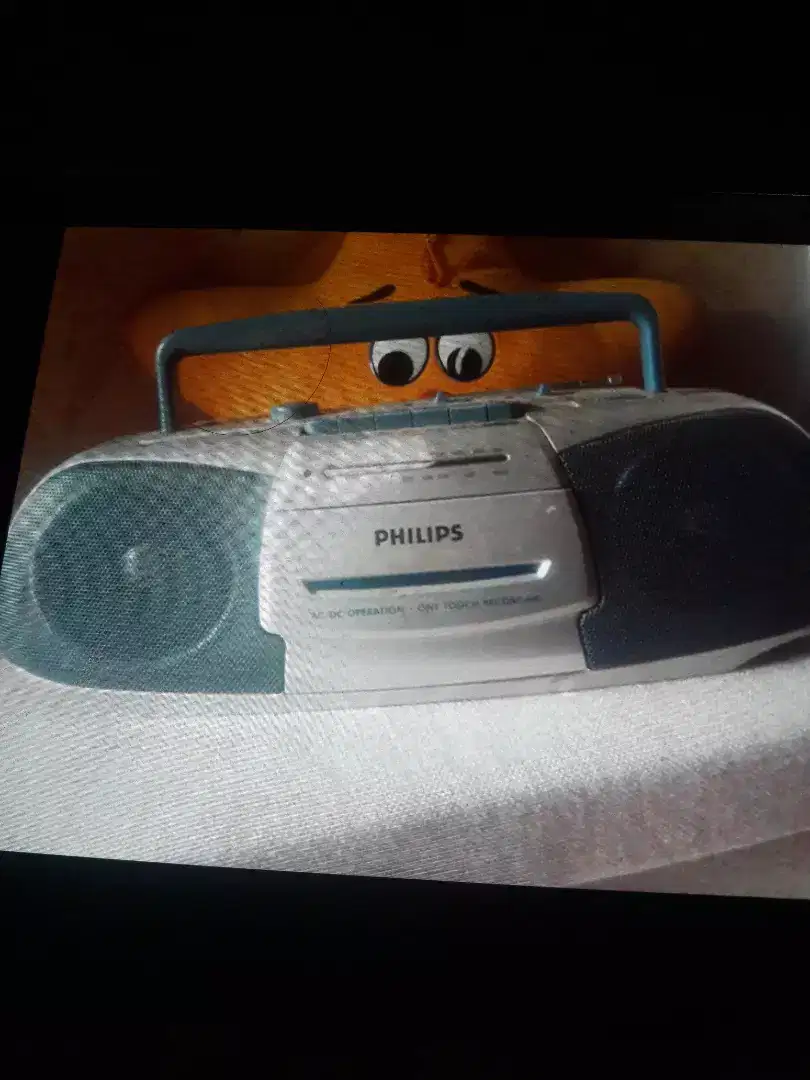Dijual tape kaset minicompo jadul Philips.