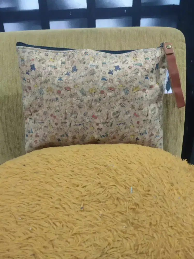 clutch kulas/tas tenteng kulas motif unik preloved tjap karoeng