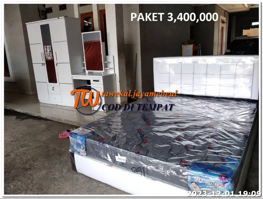 PAKETAN LEMARI KASUR BUSA DAN SPRINGBED BERGARANSI + MEJA RIAS