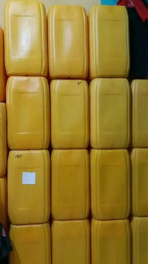 Jerigen kuning 20 liter