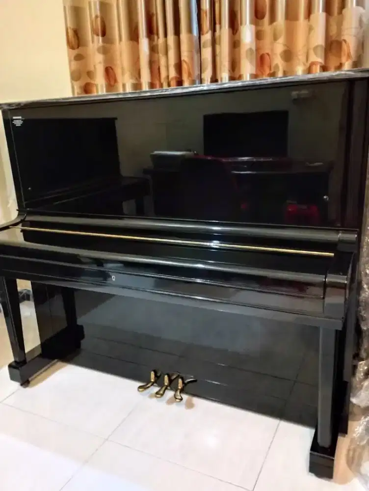 Piano yamaha u3 jepang