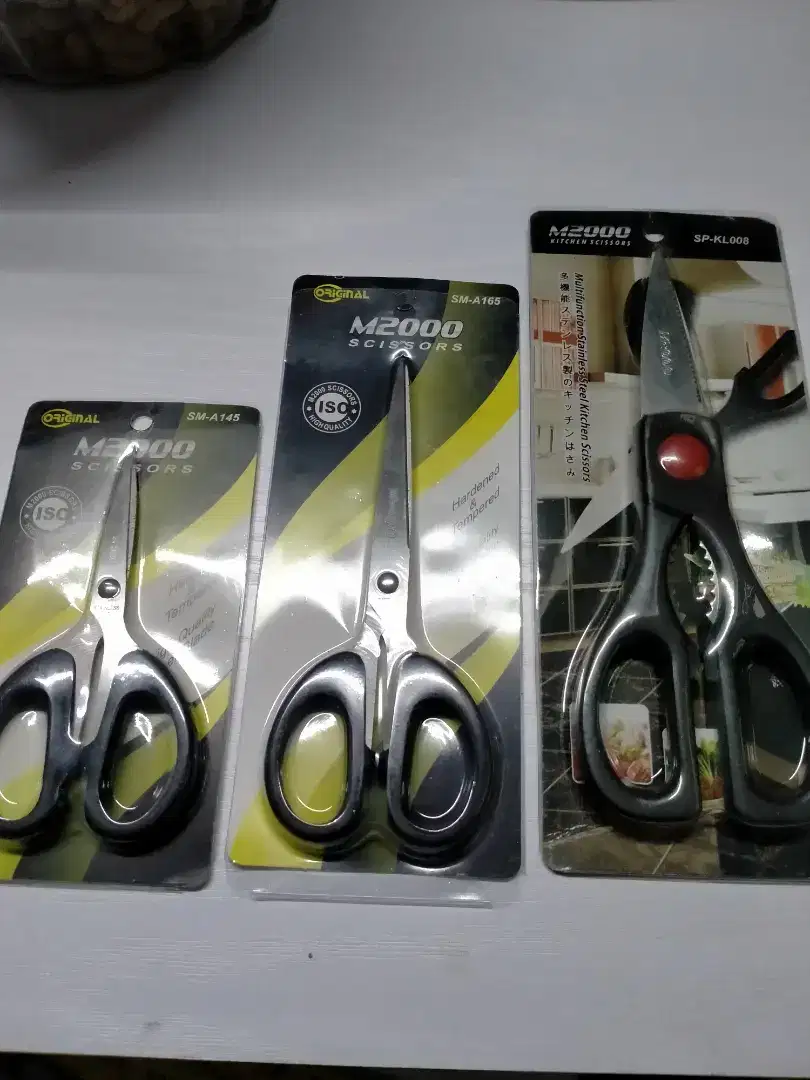 Gunting M 2000 3 pcs beda tipe