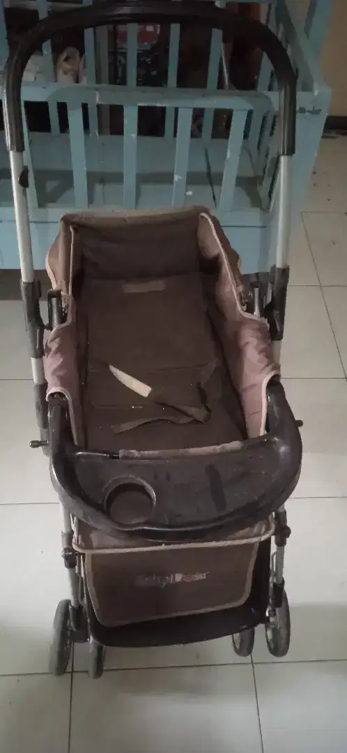 Stroller dan ayunan bayi