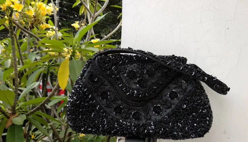 Tas Pesta Manik Monte Hitam Full Handmade
