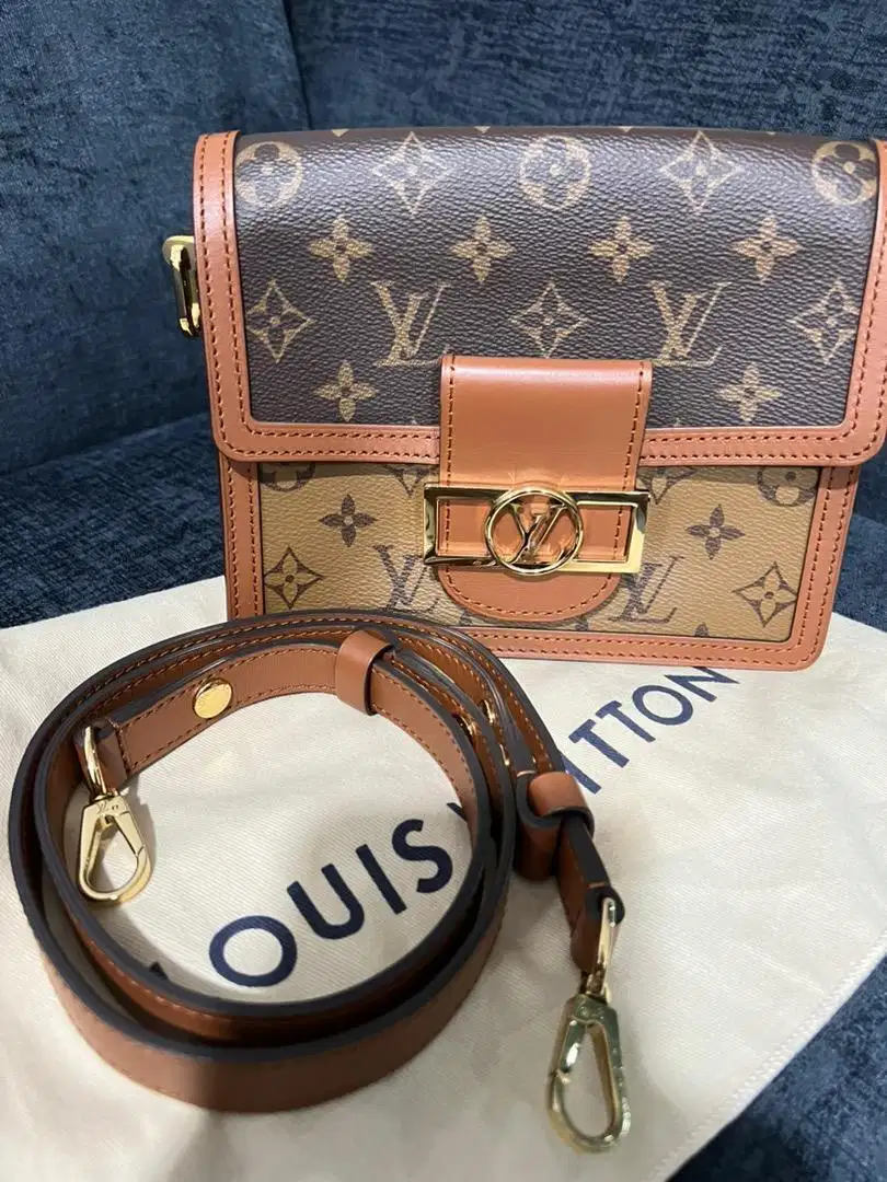 LV Dauphine Mini Reverse( Authentic)