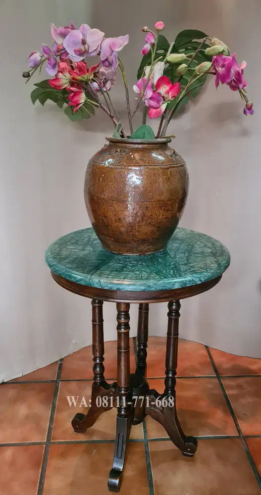 Meja sudut bulat marmer hijau dm 50cm