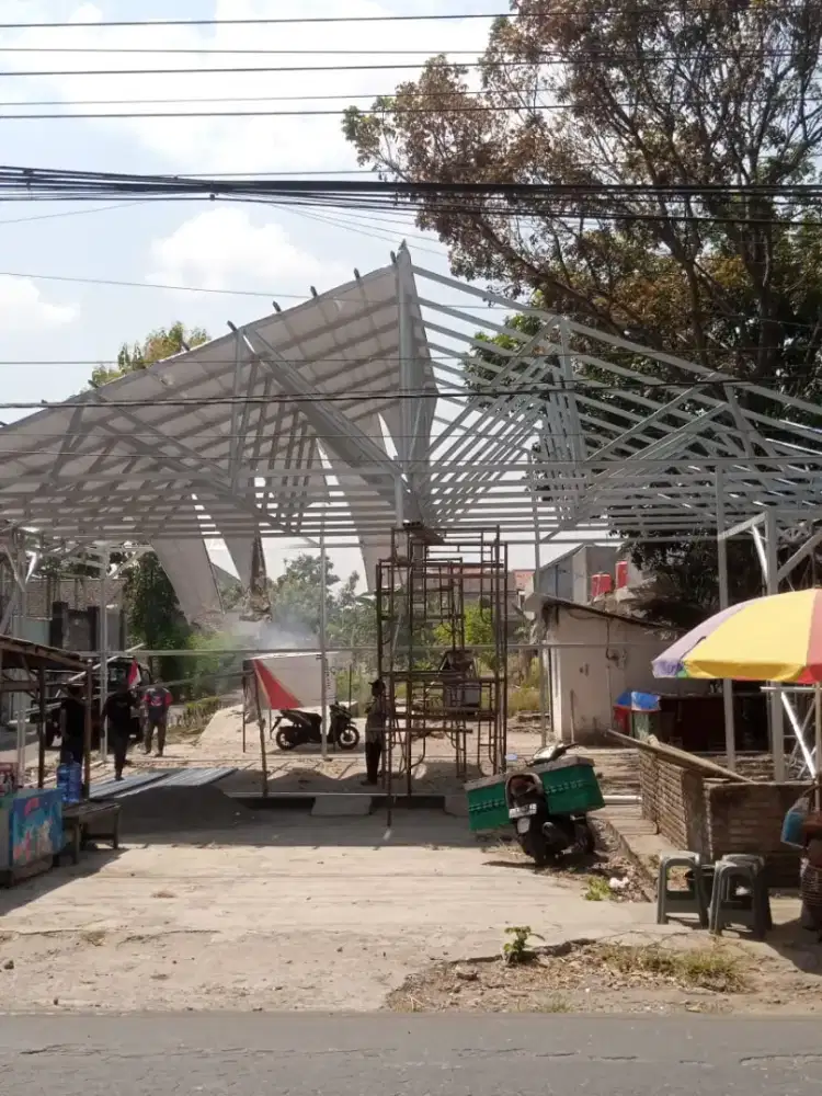 Baja ringan solusi renovasi atap