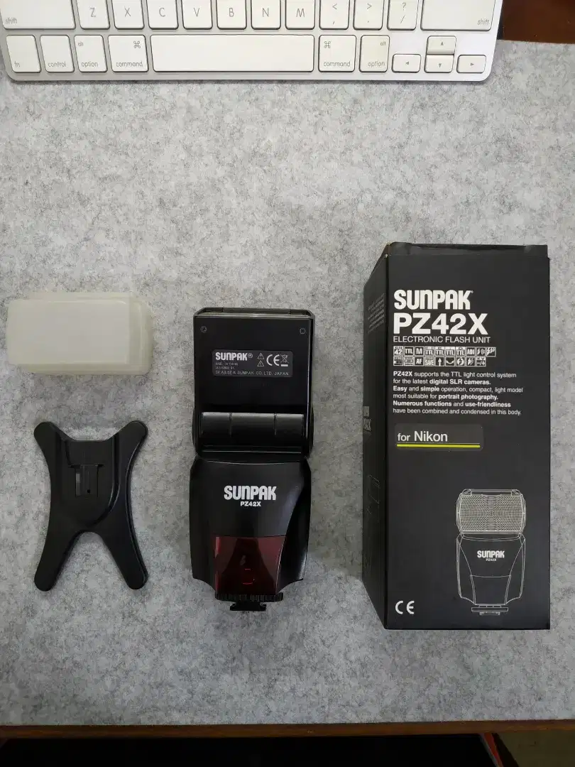 Flash Nikon Sunpak PZ42X