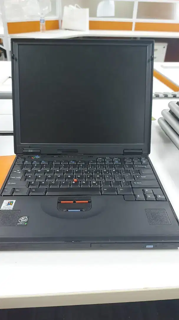 terima jual beli laptop all in one ex lelangan kantor monitor