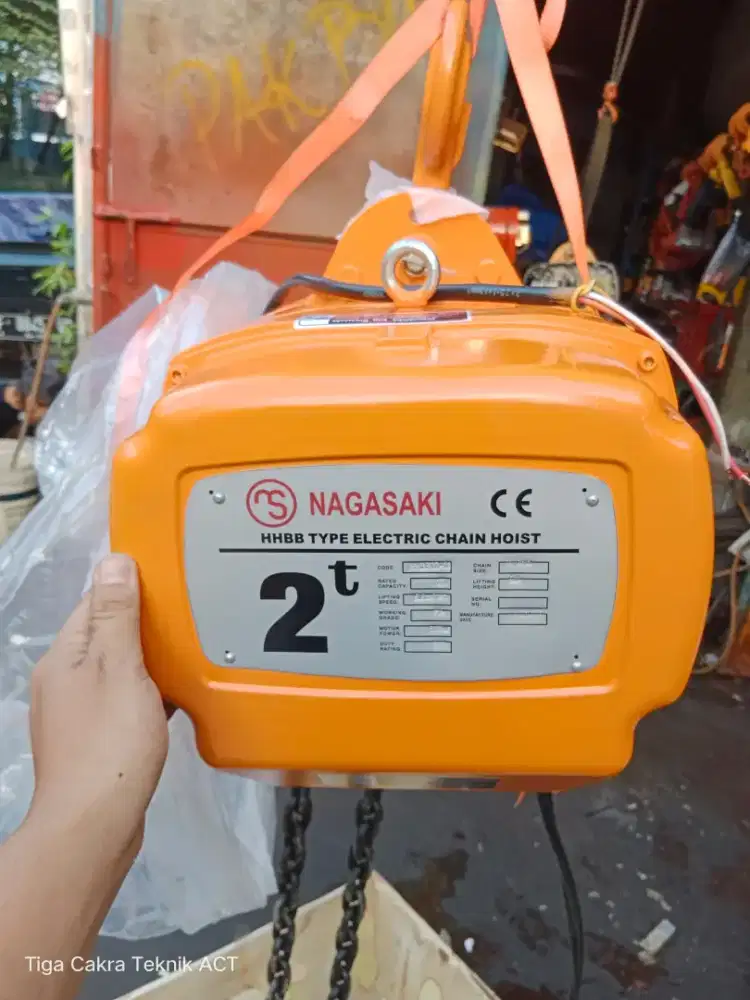 Electric chain Hoist 2 Ton X 6 Meter NAGASAKI JAPAN