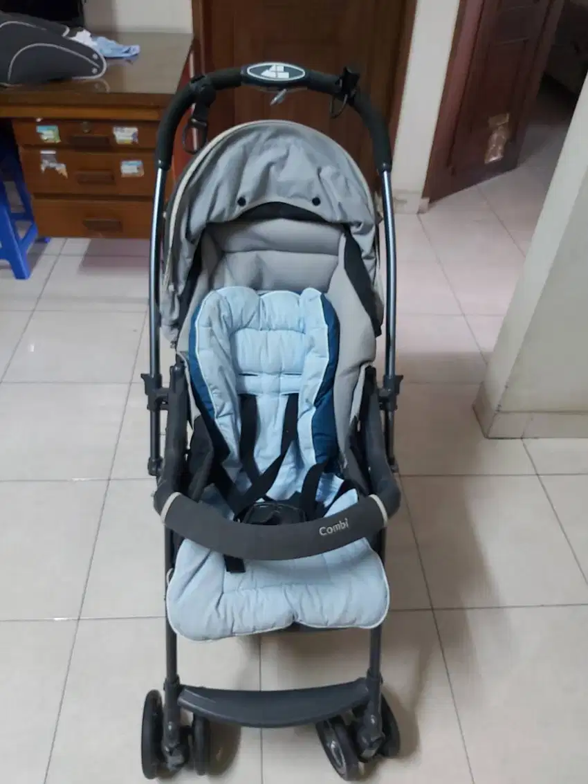 Jual Stroler COMBI
