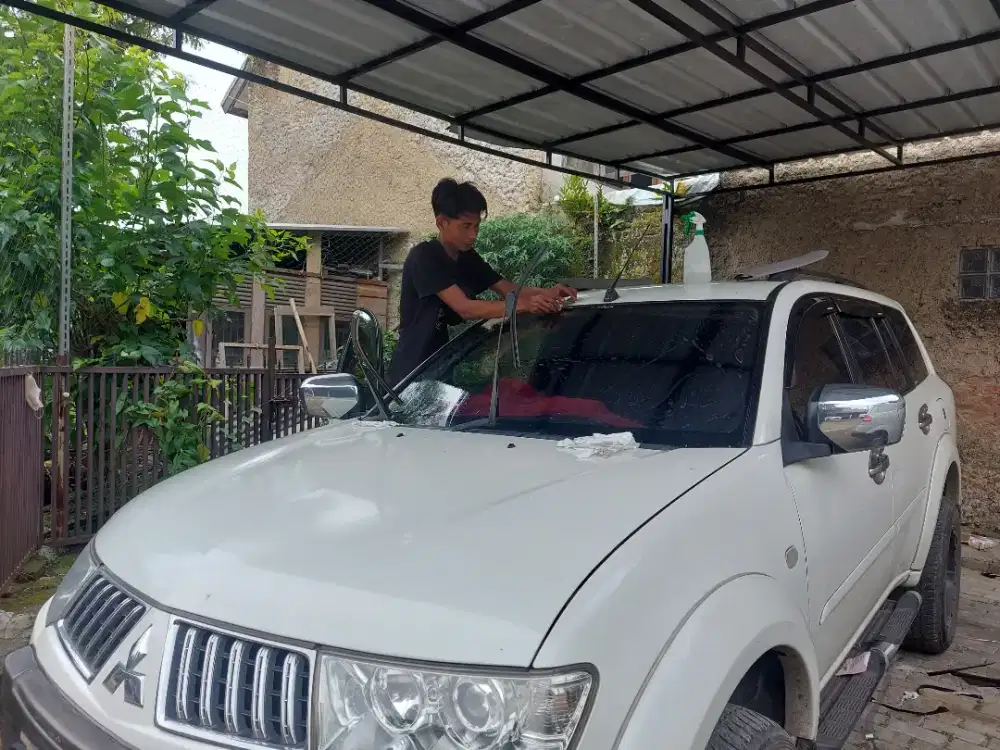 teknisi kaca film mobil panggilan