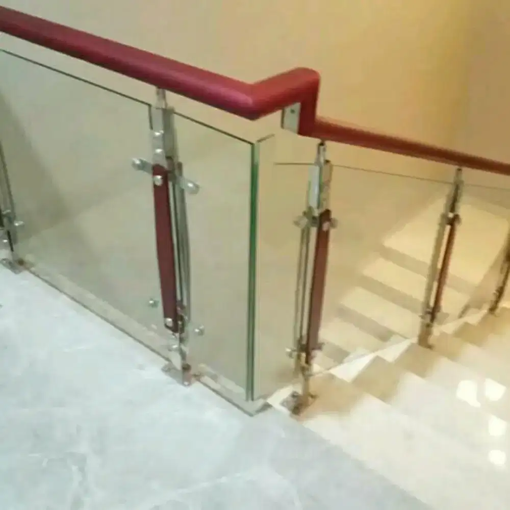 Relling tangga stainlis kaca tempered