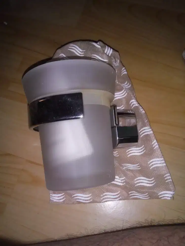 Tempat pasta gigi / gelas sikat gigi INDA Original. Tipe Joy 5100