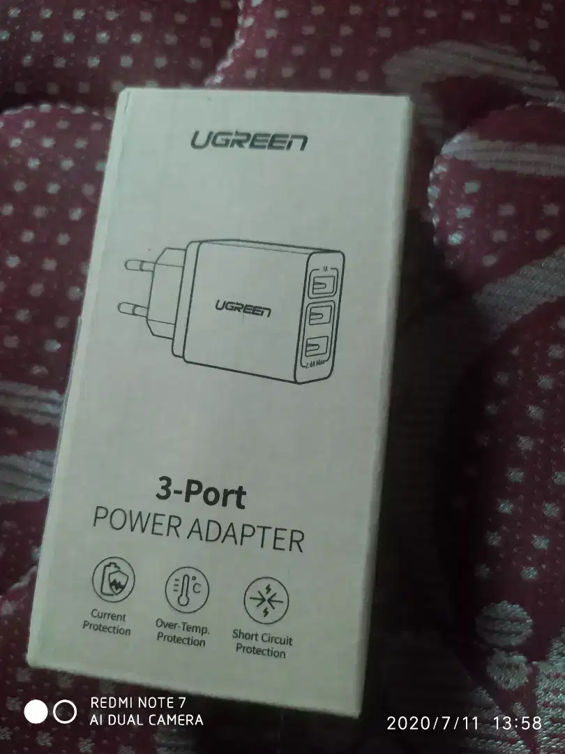 Kepala Charger Ugreen Original 3 Ports