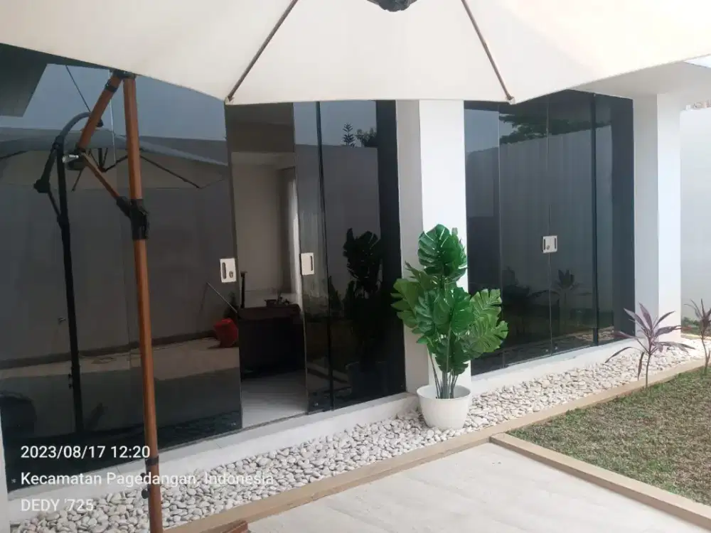 Stiker Kaca Tolak panas kaca film riben/ryben hitam kaca film gedung