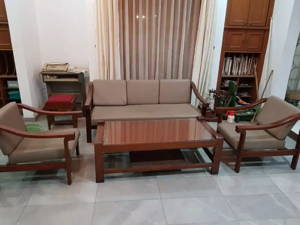 Turun harga. Jual sofa kayu jati antik