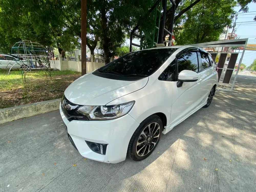 Honda jazz RS cvt 2016 matic