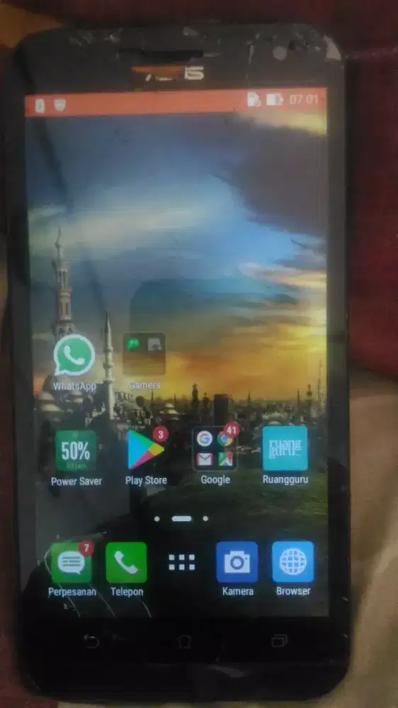 Asus Z00RD batangan LCD 40% buat Kanibalan