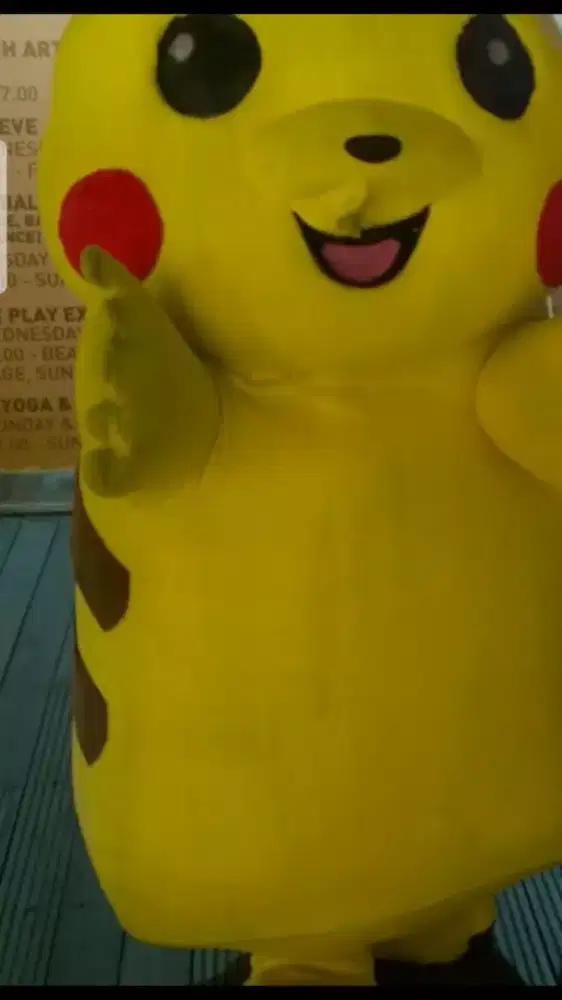 boneka pikachu mcd happy meal mainan grts digimon dvd