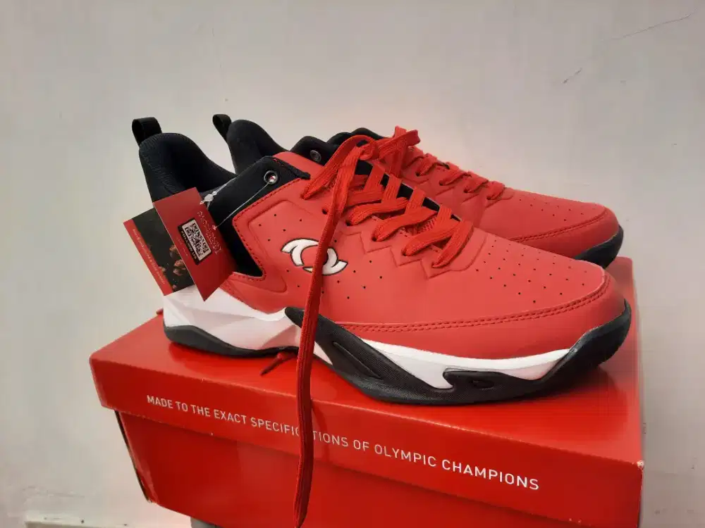 Sepatu 43 sepatu 44 size 43 size 44 sepatu badminton 44