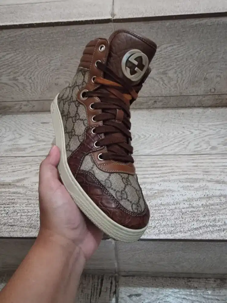 Sepatu Gucci high top original