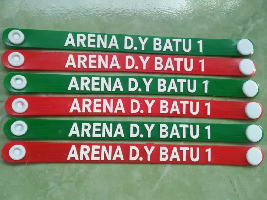 GELANG KARET DAN TEMPELAN KULKAS BERANEKA WARNA