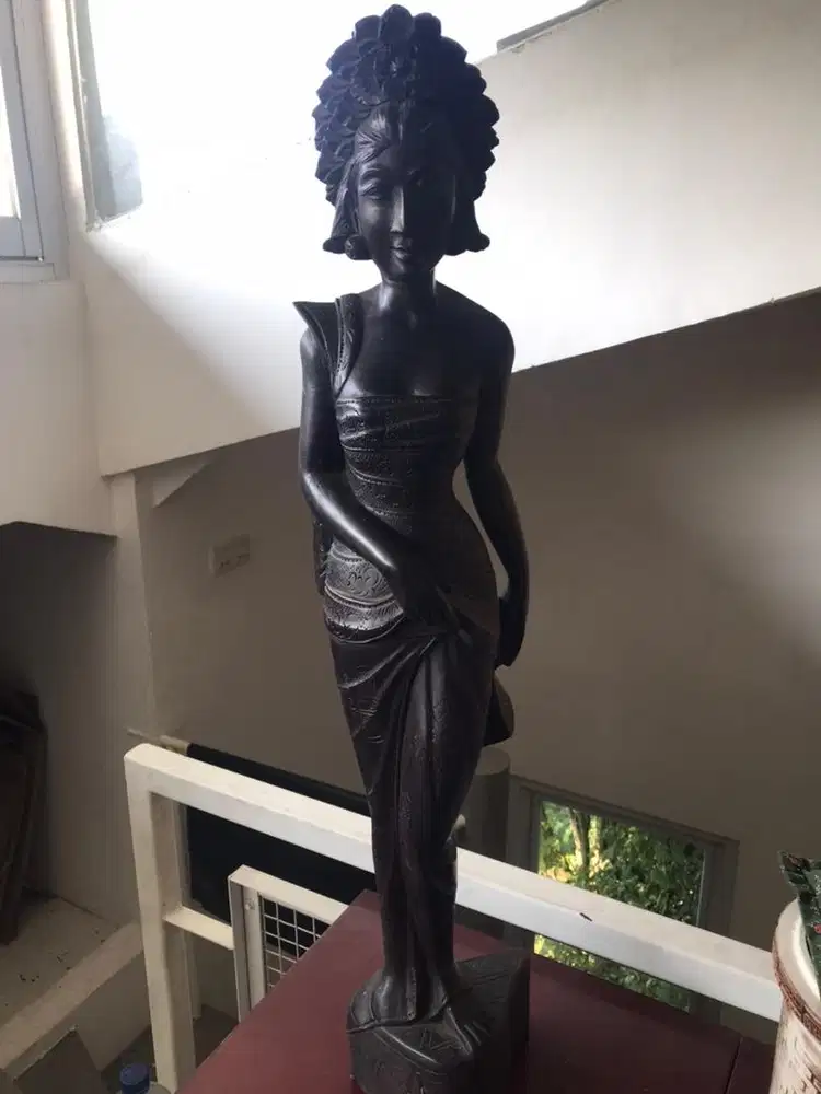 Patung ukiran Bali