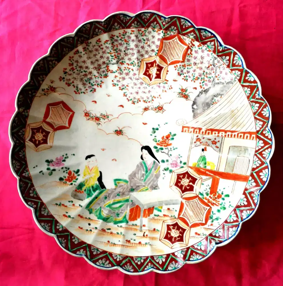 Bismillah (Piring antik Diameter 48cm)