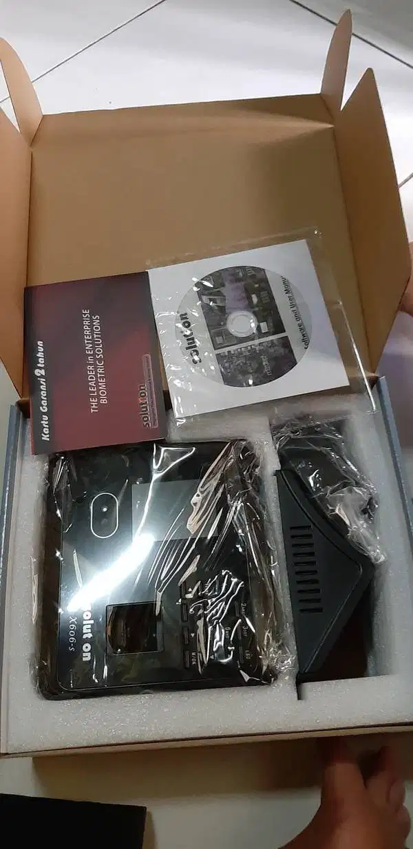 Mesin Absensi Wajah Dan Fingerpint  X606-S