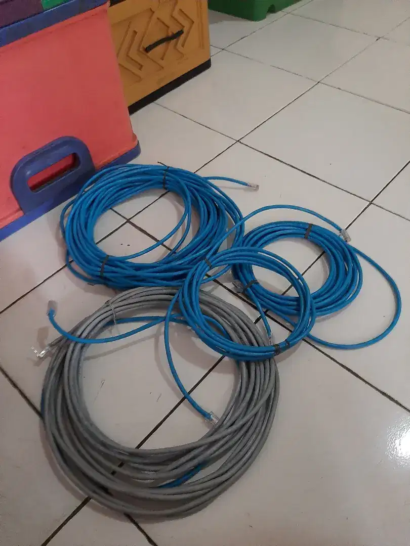 AMP Cable 30 Mtr dan Connecter 8 pcs