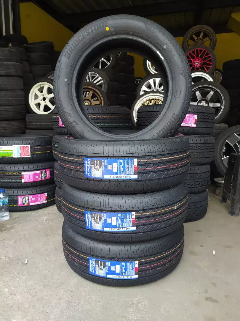 Ban bridgestone T005. 215 55 17