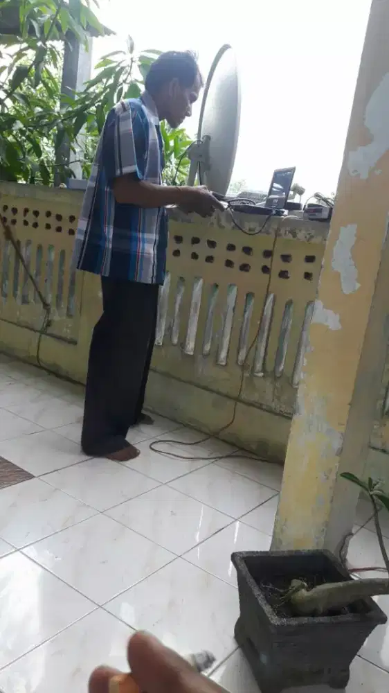 Service dan pasang antena