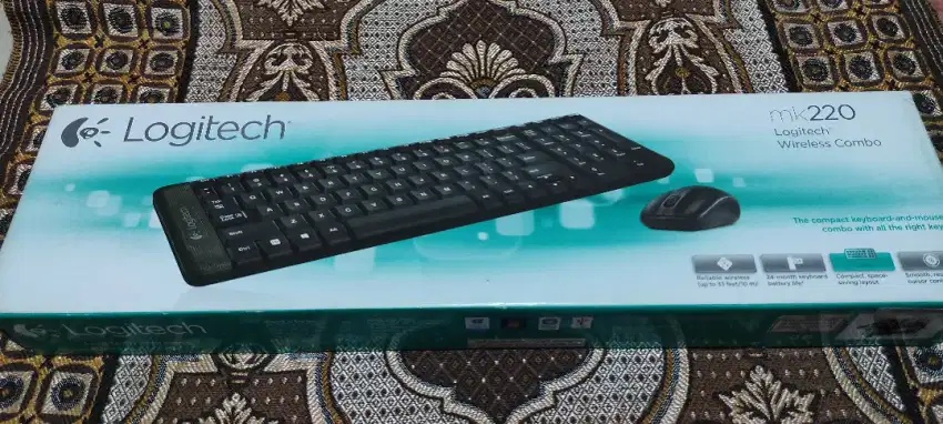 Logitech Wireless keyboard & mouse MK 220