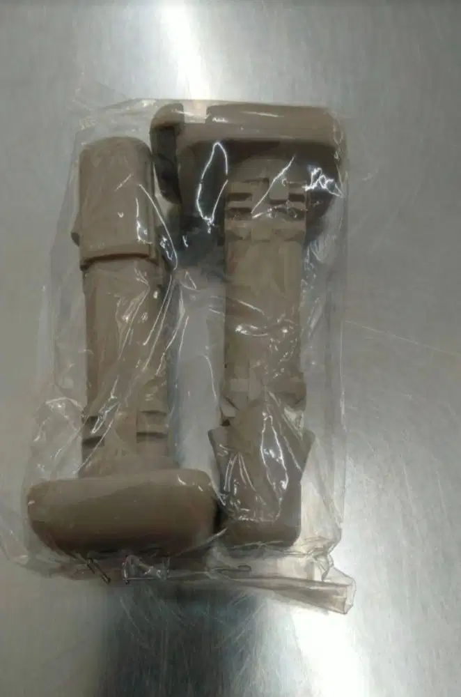 Stopper headrest sandaran kepala avanza xenia