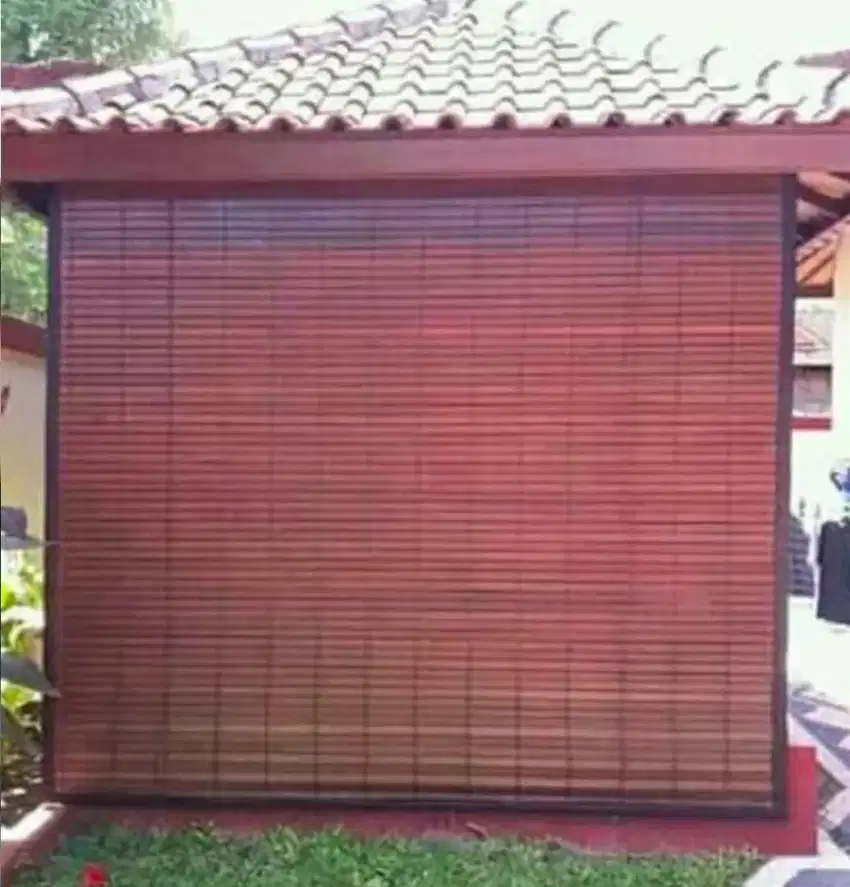 Tirai kayu gedek bambu