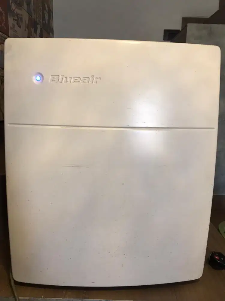 Air purifier/Pembersih udara Blue air