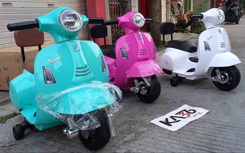 Mainan Motor Aki Anak PMB M788 M 788 Mini Vespa ( LISENSI )