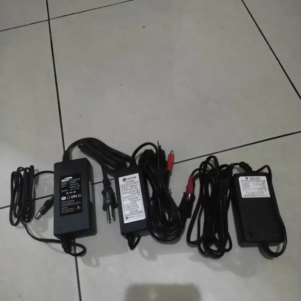 Adapter multi fungsi